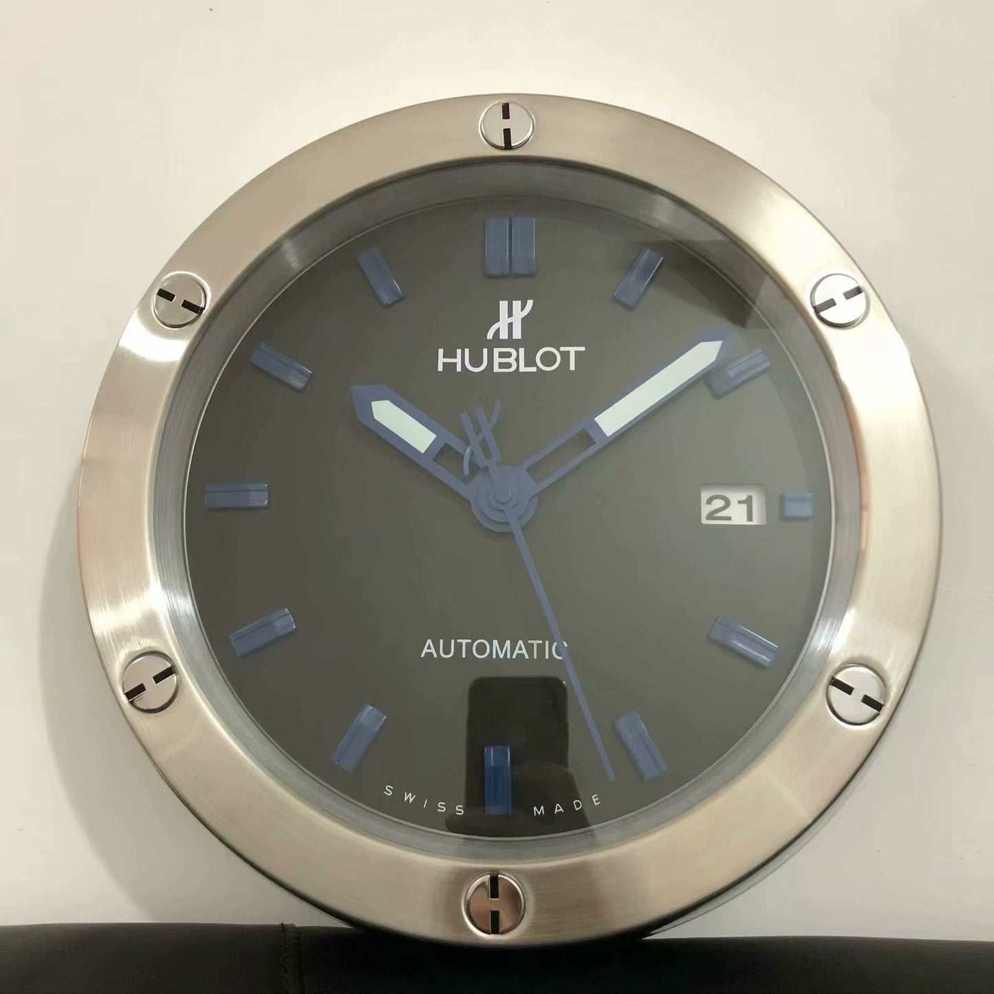 Orologio Classic Fusion da muro - Bufalo Wall Clock 