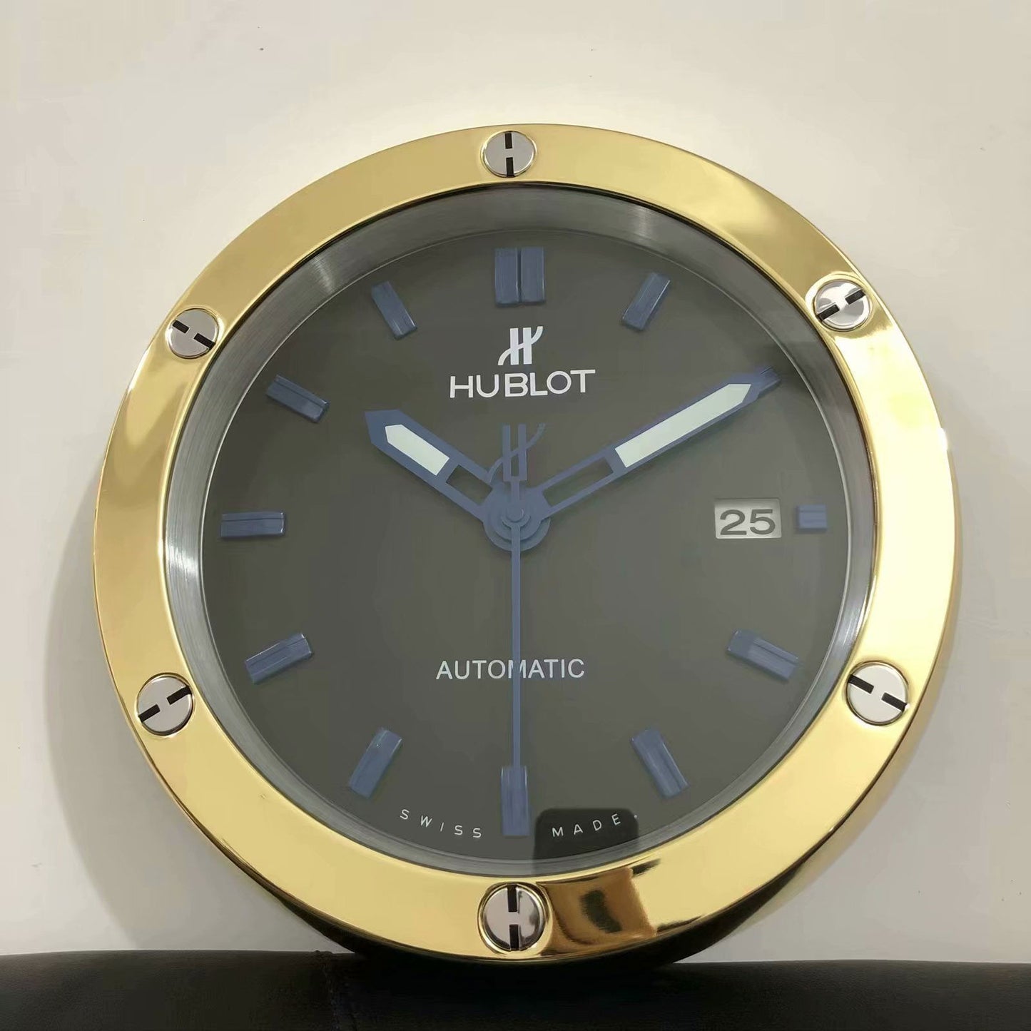 Orologio Classic Fusion da muro - Bufalo Wall Clock 